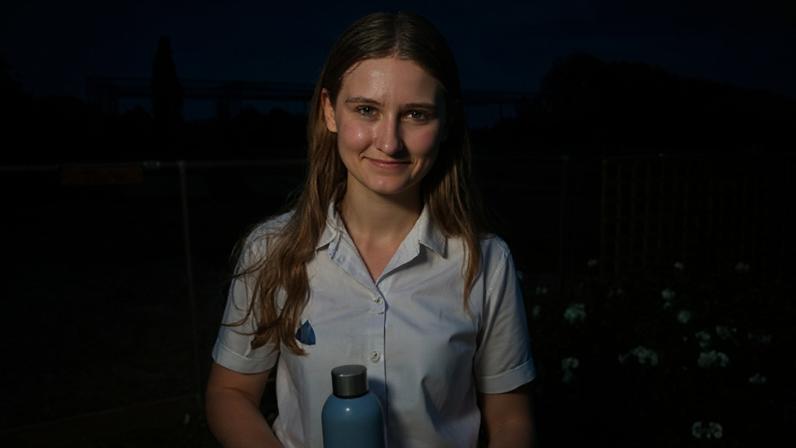 Alunos querem permanecer na escola apesar do calor intenso