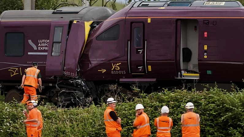 Interrupção após acidente de trem em Bedford deve durar pelo menos uma semana