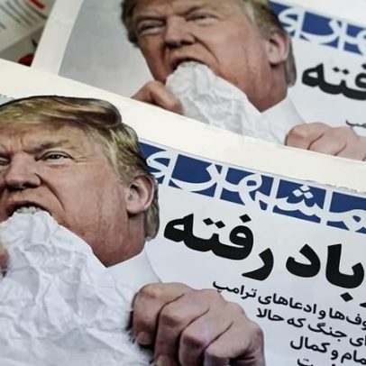 Trump assina acordo que o Irã classifica como registro de fracasso dos EUA