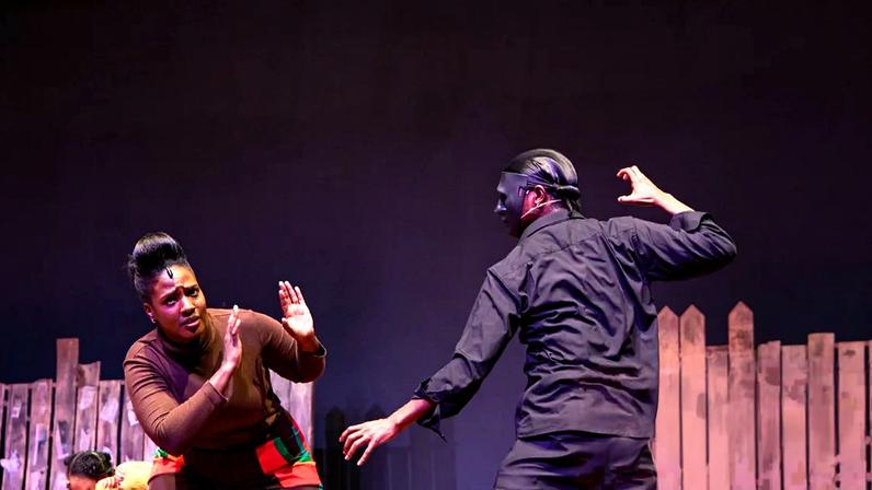 Play coloca foco na crise de violência de gênero no Quênia