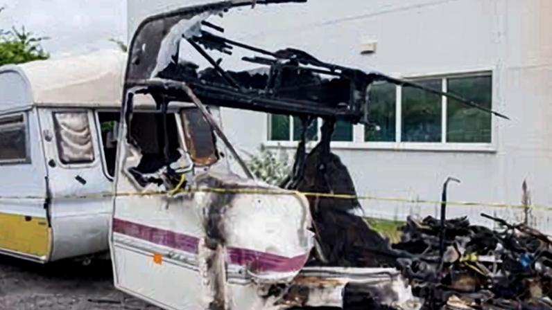 Suposta incêndio criminoso em Glastonbury alimenta apreensão