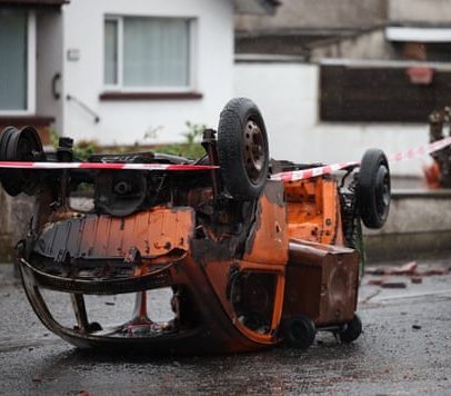 Conflitos em Belfast: relato direto no terreno em podcast