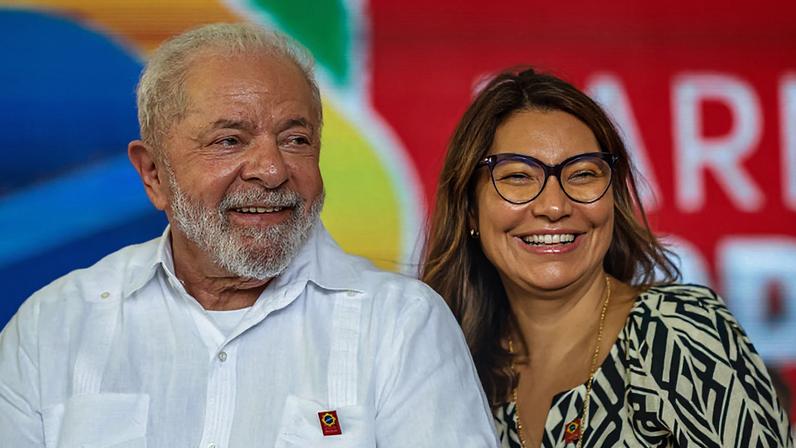 Mais da metade dos brasileiros desaprova atuação de Janja