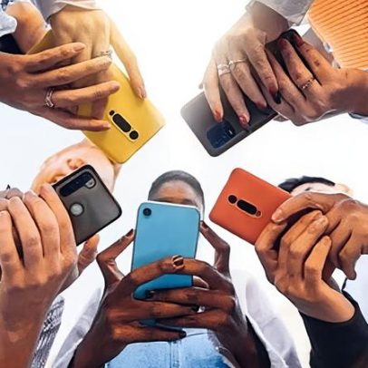 Pesquisa aponta que jovens até 25 anos nunca usam jornais ou rádio como fonte de notícias