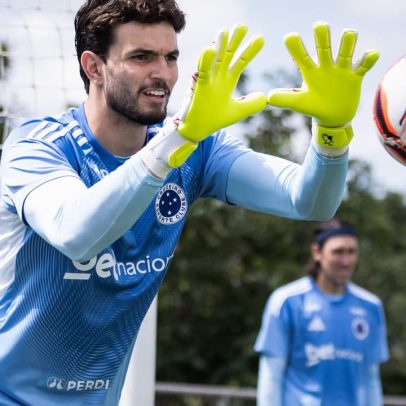 Otávio cita apoio de Cássio no Cruzeiro: "Me abraçou"