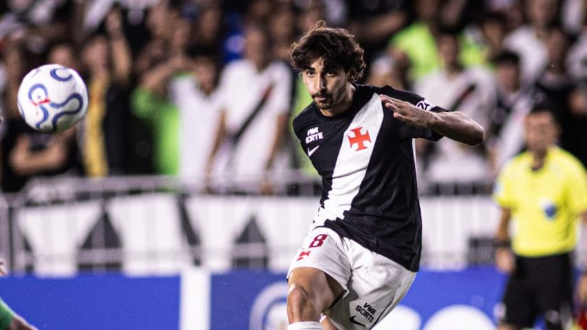 JP na primeira partida entre Vasco e Audax Italiano (Foto: Matheus Lima/Vasco)