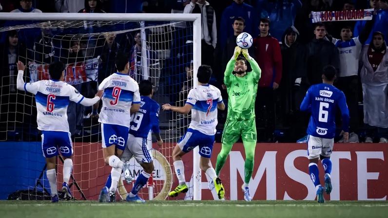 Otávio em Boca x Cruzeiro (Foto: Gustavo Aleixo/Cruzeiro)