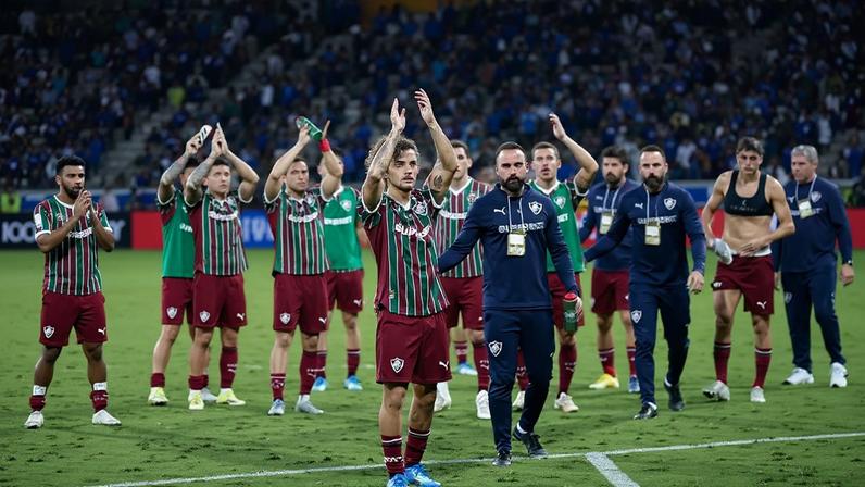 Fluminense divulga lista de potenciais saídas na janela de transferências