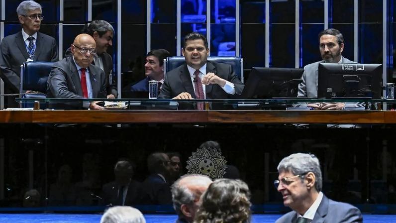 Senado aprova renegociação de dívidas rurais com custo de R$ 140 bilhões