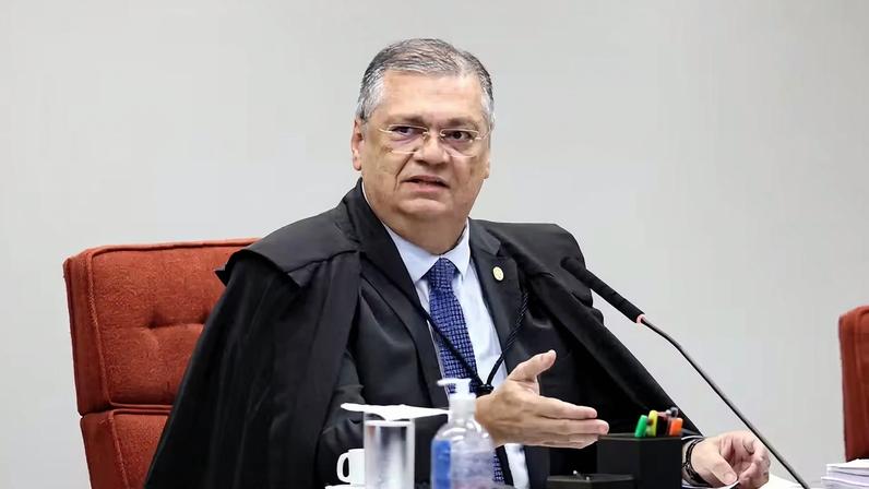CNJ deve regulamentar fim da aposentadoria compulsória de juízes nesta terça