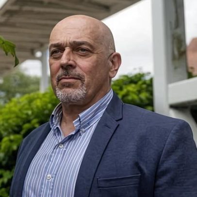 Autor de relatório do Home Office sobre China revela tentativas de comprometê-lo