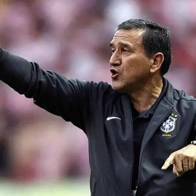 Ícone da seleção, Parreira permanece internado no Rio sem previsão de alta