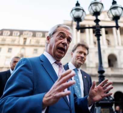 Farage tenta bloquear Britcoin, custo potencial para doador bilionário
