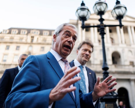 Farage tenta bloquear Britcoin, custo potencial para doador bilionário