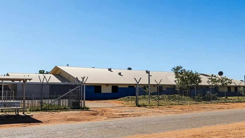 The health clinic in Yuendumu. Locals say they are frustrated by the lack of information around the diphtheria outbreak.