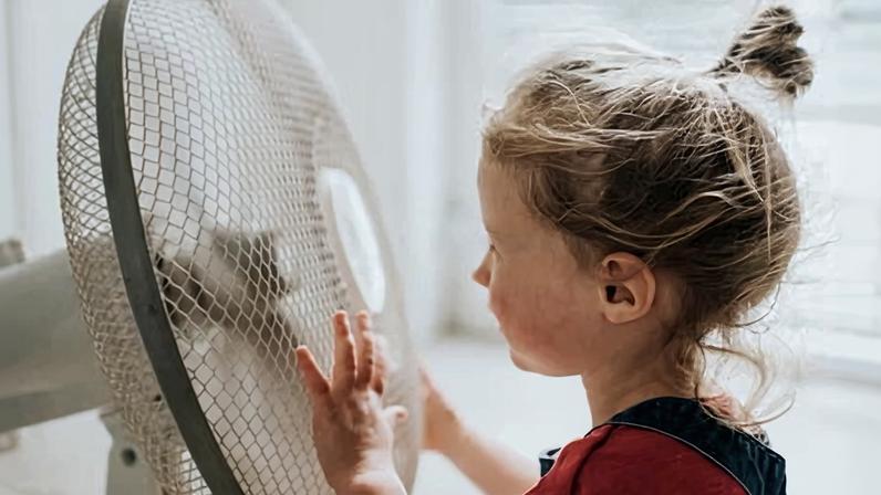 Calor extremo leva operador de rede britânico a pedir energia extra de usinas