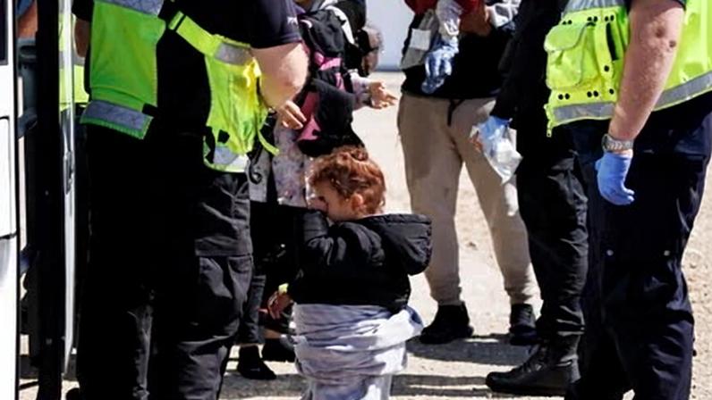 Proteção infantil critica plano do Home Office para asilados recusados