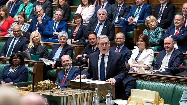 Ajudantes de Keir Starmer simulam cenários para disputa de liderança com Andy Burnham