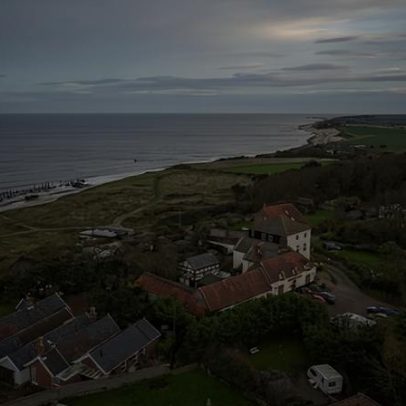 Norfolk: 119 marinheiros podem ser exumados por erosão costeira
