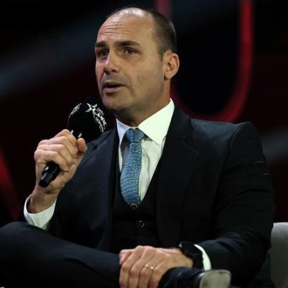 Moraes libera ação contra Eduardo Bolsonaro após DPU apontar parcialidade