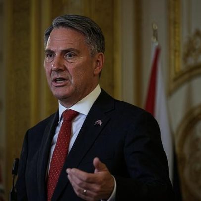 Ministro australiano fica isolado após renúncia britânica antes da visita