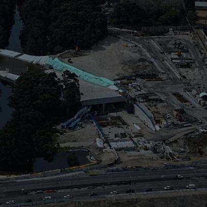 Autoestrada de Sydney, considerada inviável, será concluída após atraso de dois anos por buracos