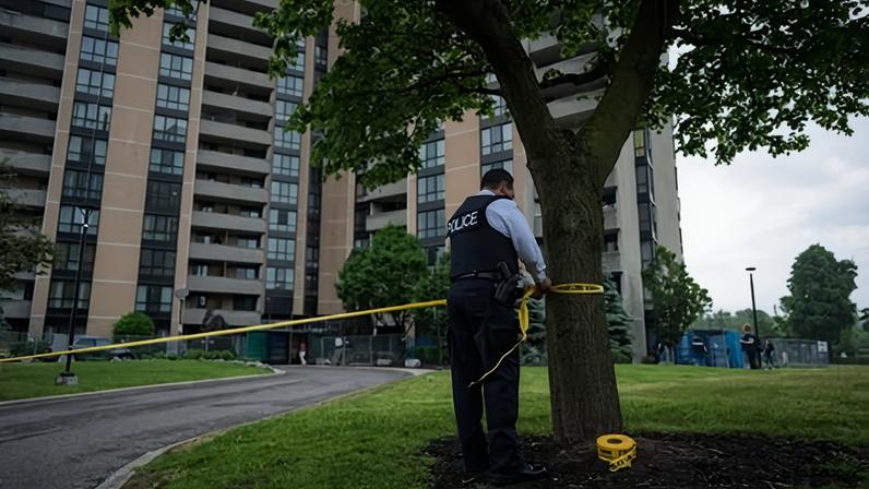 Policial de Toronto é baleado ao investigar ataque ao consulado dos EUA