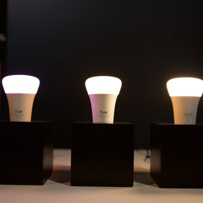 Luzes inteligentes Philips Hue recebem atualização de conectividade