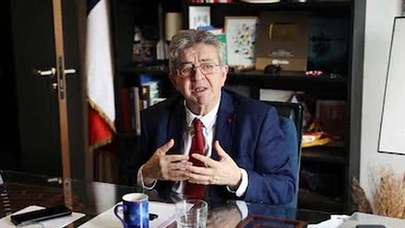 Mélenchon afirma que a direita só propõe medo