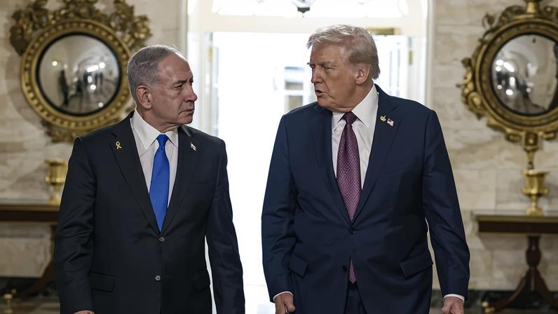 Fora de controle. O primeiro-ministro de Israel ignora os apelos do presidente dos EUA e mantém agenda própria. O Irã responde às agressões da dupla – Imagem: Fadel Itani/AFP e Daniel Torok/Casa Branca Oficial
