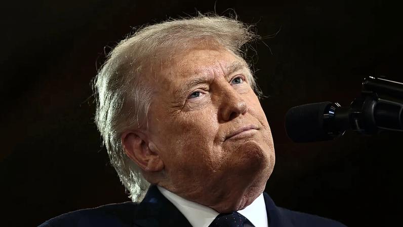 Trump tem ameaçado países para retirar taxas sobre big techs (BRENDAN SMIALOWSKI/AFP)