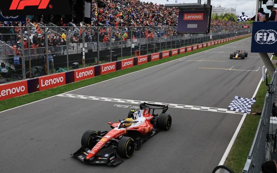 Lewis Hamilton em ação no GP do Canadá da F1 2026 (Foto: Cristobal Herrera-Ulashkevich / POOL / AFP)