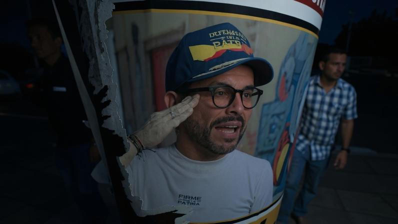 A figura de Abelardo Espriella é um exemplo pedagógico do tipo de estratégia-padrão adotada pelas elites latino-americanas (Foto: Rodrigo BUENDIA / AFP)