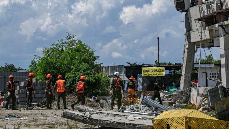 Resgates continuam após terremoto nas Filipinas; 41 mortes confirmadas