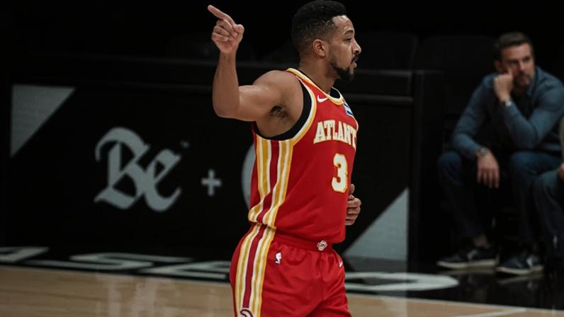 CJ McCollum estende contrato com Hawks