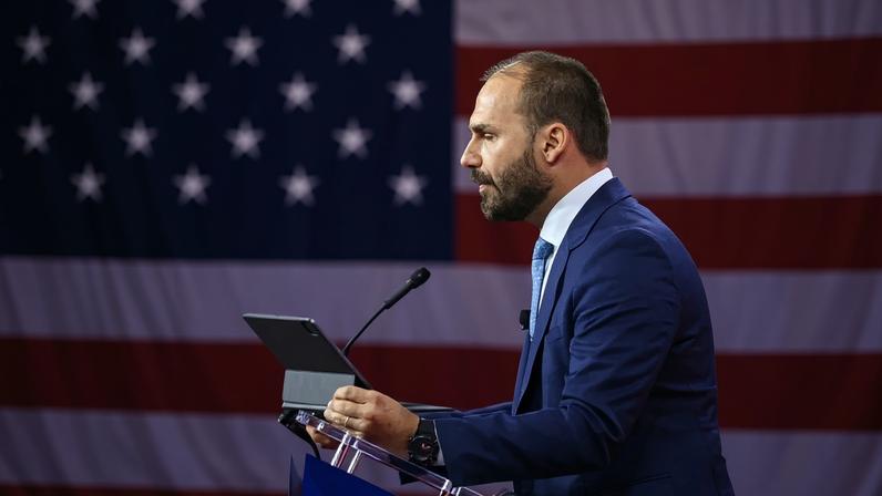 O deputado federal cassado Eduardo Bolsonaro em 24 de fevereiro de 2024. Foto: Mandel Ngan/AFP