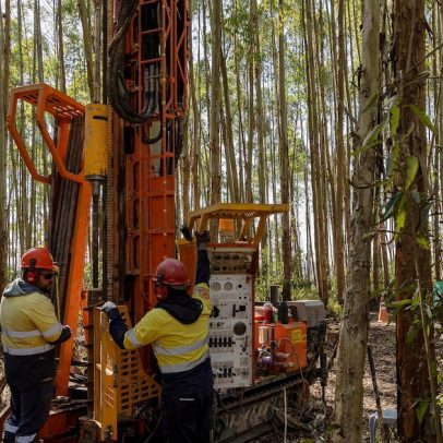Brasil enfrenta déficit de servidores no órgão regulador de terras raras
