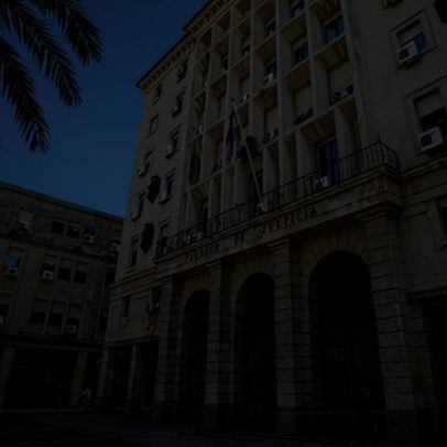 Justiça de Sevilha investiga morte de bebê por queimaduras durante banho