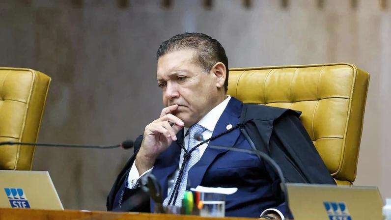 Kassio é sorteado para relatar ação de Michelle contra Janones por post sobre dinheiro roubado