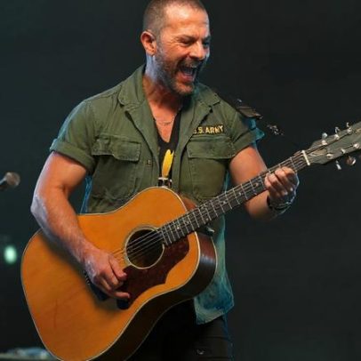Kip Moore é estrela no exterior; o que falta para alcançar os EUA?