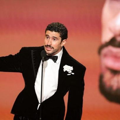 Grammy anuncia cinco novas categorias, incluindo Colaboração R&B e Canção Latina
