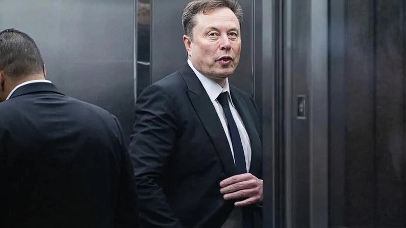 Elon Musk arrives to court at the Ronald V. Dellums Federal Building on April 30, 2026 in Oakland, California.