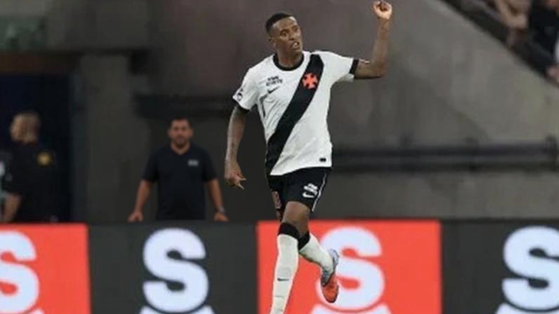 Robert Renan, zagueiro do Vasco
