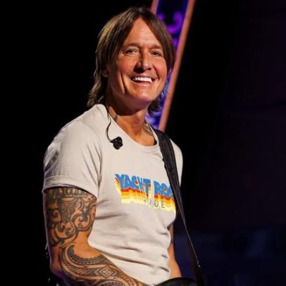 Música country vira yacht rock? Novo álbum de Keith Urban sugere tendência