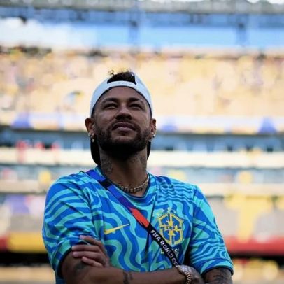 Copa: Neymar encontra lenda da NFL e astro do rap antes de estreia