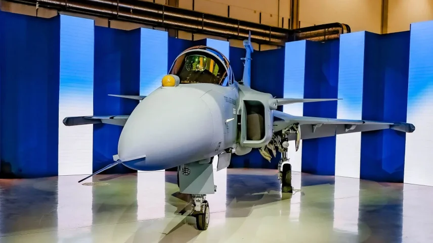 Brasil planeja adquirir 20 caças Gripen adicionais