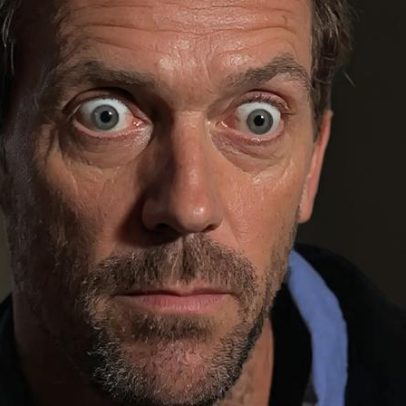 Hugh Laurie relembra conflito com jornalista: estava bêbado