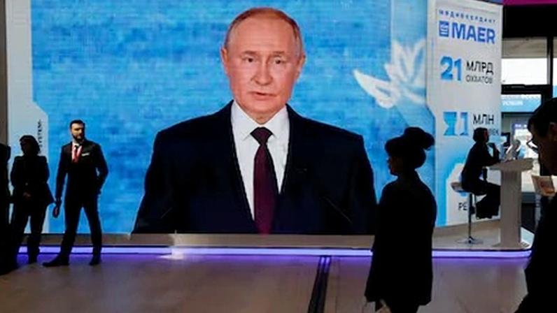 Una imagen de Vladímir Putin, en el transcurso del Foro Económico de San Petersburgo.