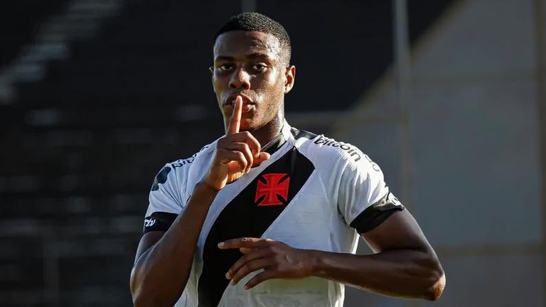 Lucas Eduardo comemora gol marcado pela equipe sub-20 do Vasco (Foto: Matheus Lima/Vasco)