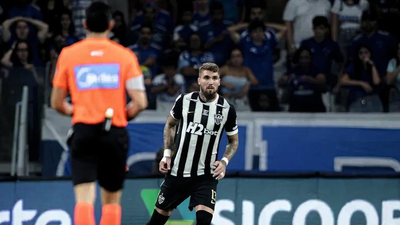 Lyanco em Cruzeiro x Atlético (Foto: Pedro Souza / Atlético)
